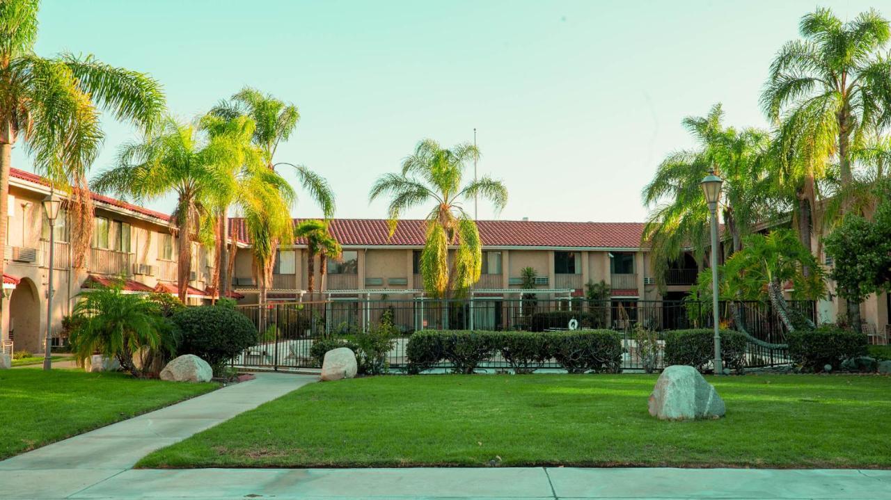 Studio 6 Anaheim Hills Ca Exterior photo